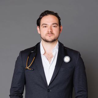 Dr. Rolando Áyax González Leal