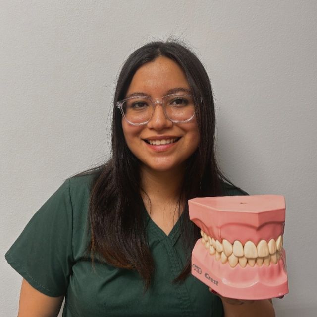 Karla Gabriela Montesinos Velázquez