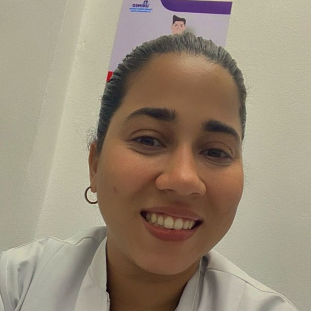 Madaisi Leon Vargas, Médico general Manzanillo