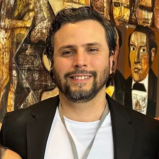 Ampliar imagen: Carlos Andrés Mesa Garza, Psicoanalista San Pedro Garza Garcia