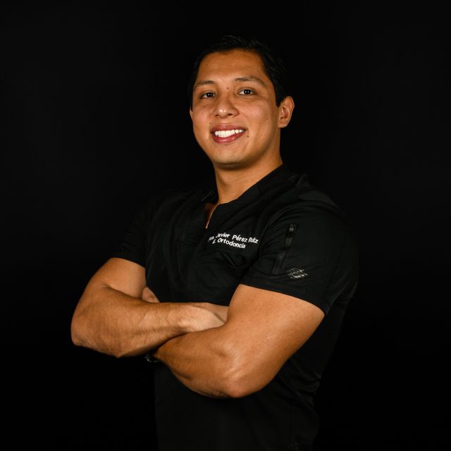 Francisco Javier Ruiz, Ortodoncista Xalisco