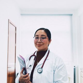 Ampliar imagen: Astrid Hernández, Geriatra Oaxaca de Juárez