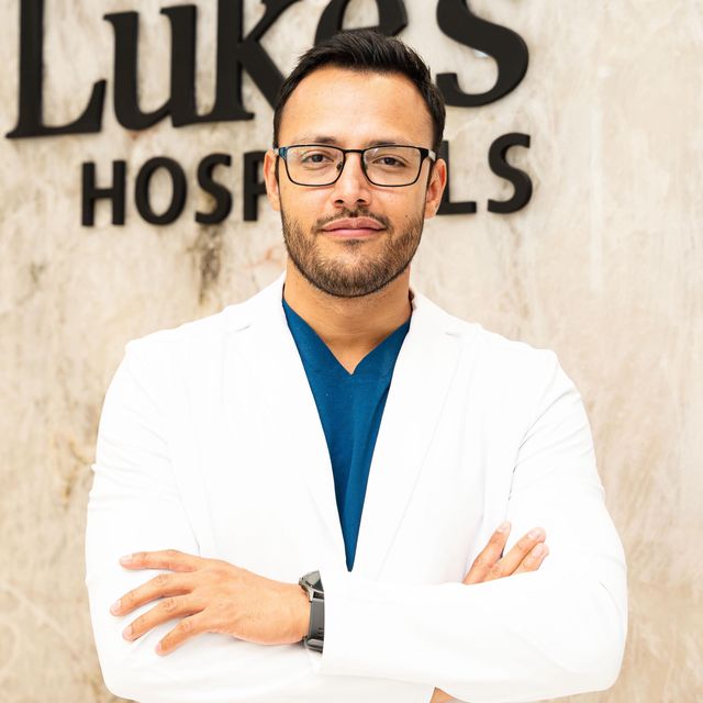 Enrique Martínez Villafaña, Ginecólogo La Paz