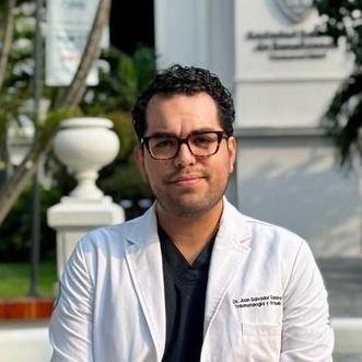 Juan Salvador Sandoval Vargas, Traumatólogo Ciudad Guzmán