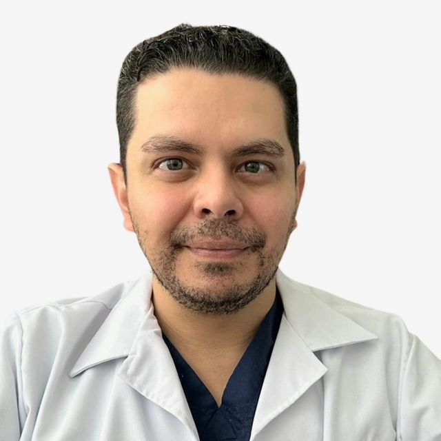 Héctor Antonio Navarrete Gámez, Nefrólogo Irapuato