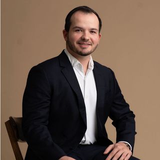 Ampliar imagen: Diego Romero Sikorski, Ortopedista Mexicali