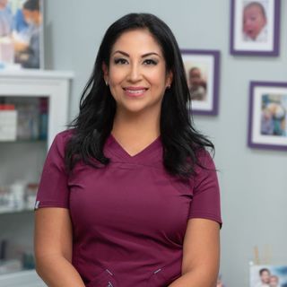 Rosa Elena Cano Nava, Ginecólogo Tlalnepantla de Baz