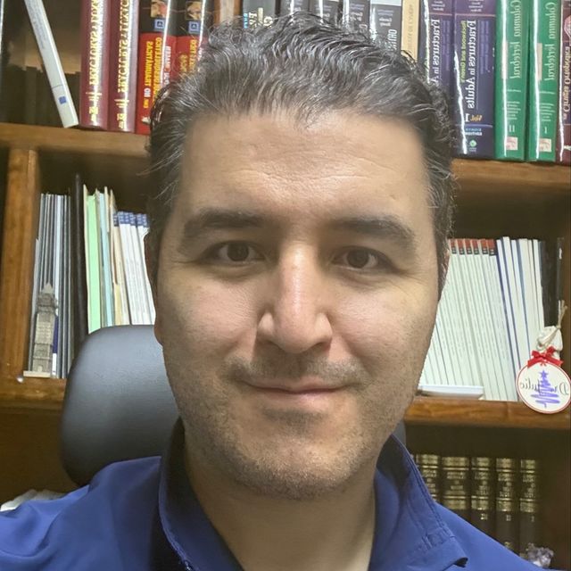 Julio César Aguilar Gómez, Traumatólogo Uruapan