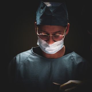 Ampliar imagen: Miguel Angel Lucatero Islas, Traumatólogo Pachuca