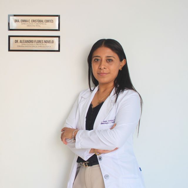 Emma Cristóbal Cortés, Ginecólogo Mérida