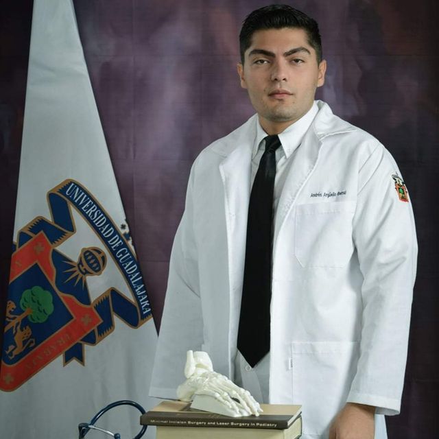 ANDRES ARGUELLO BERNAL, Podólogo Zamora