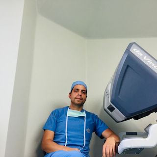 Dr. Eduardo Morales