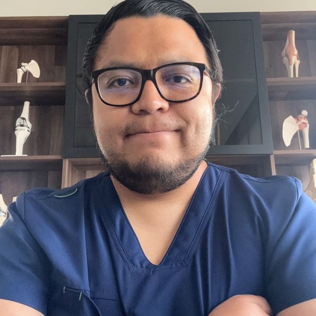 Cesar David Mejía Rueda, Ortopedista Naucalpan de Juárez