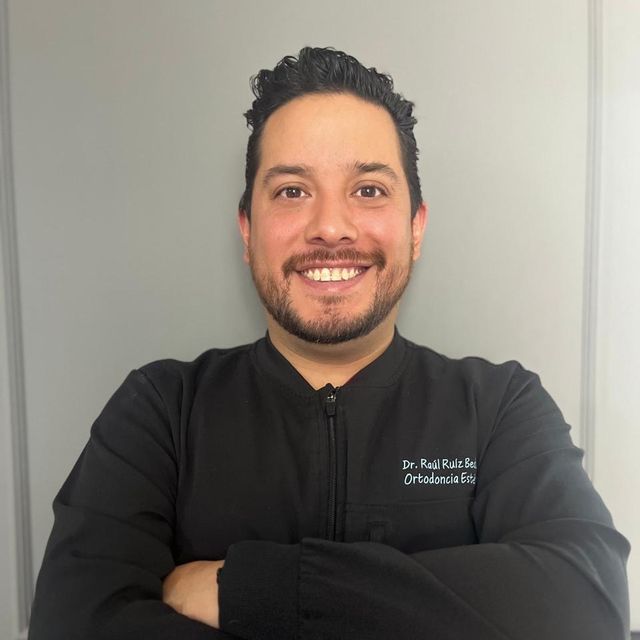 Raul Ruiz  Bedoya, Dentista - Odontólogo Benito Juárez