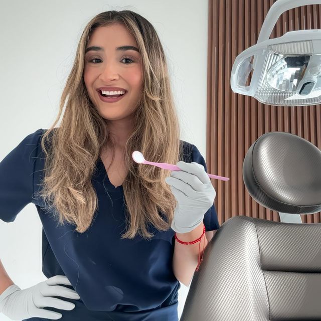 Marjorie De Alba, Dentista - Odontólogo Tijuana