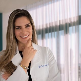 Vivían Arroyo Schoener, Médico general Cancun