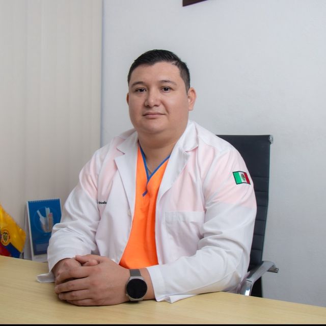 César Eduardo Briceño Pech, Periodoncia Ticul