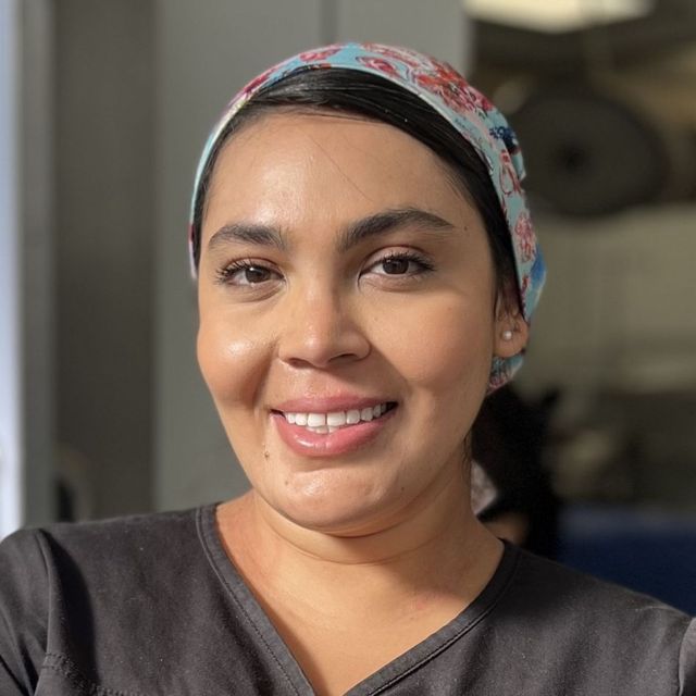 Zoey Ruiz Anzar, Otorrinolaringólogo Guadalajara