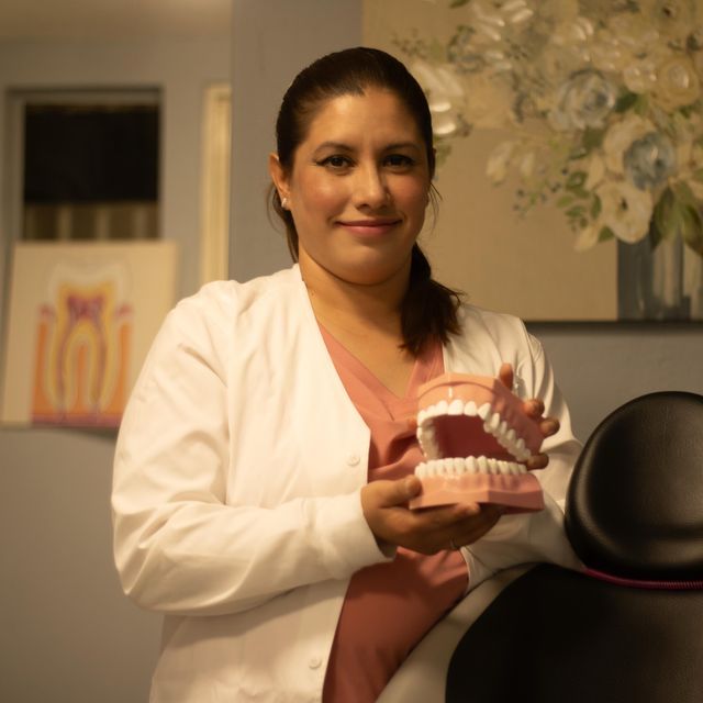 Pricila Trejo Alvarez, Dentista - Odontólogo Tijuana