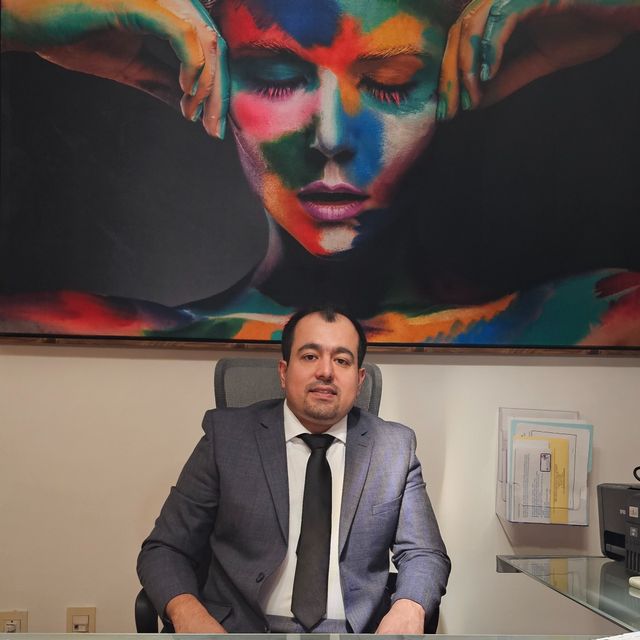 Emmanuel Cabanillas Navarro, Ginecólogo Santiago de Querétaro