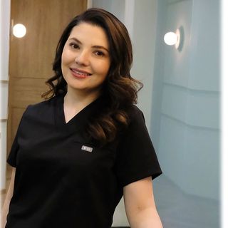 Alejandra Kerbel Laiter, Dermatólogo Miguel Hidalgo