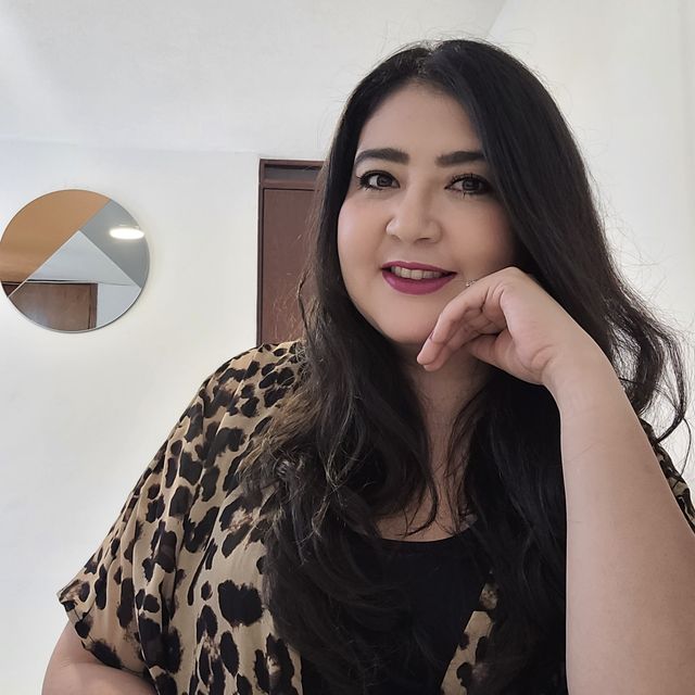 Yurianna Quiroz, Psicólogo Morelos