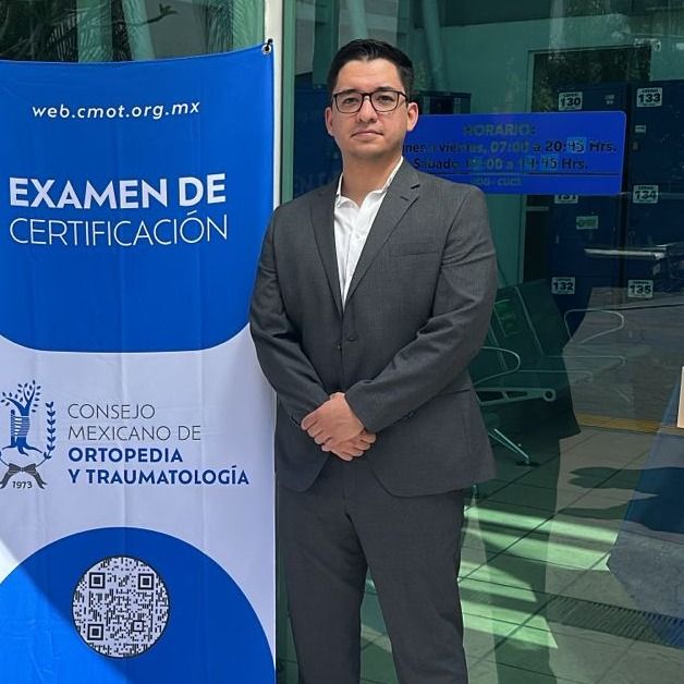 Francisco Xavier Chaparro Rentería, Traumatólogo Nogales
