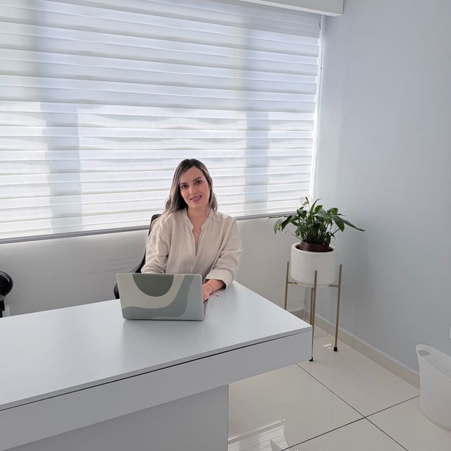 Vanesa Andrea Quintero Deossa, Psicólogo Morelos