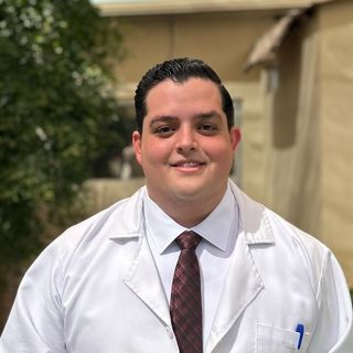 Ampliar imagen: Leopoldo Ponce Rios, Médico de familia Cabo San Lucas