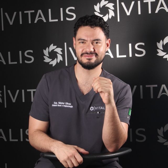 Nestor Olivas Garcia, Dentista - Odontólogo Chihuahua