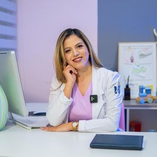 Blanca Tinoco, Pediatra León