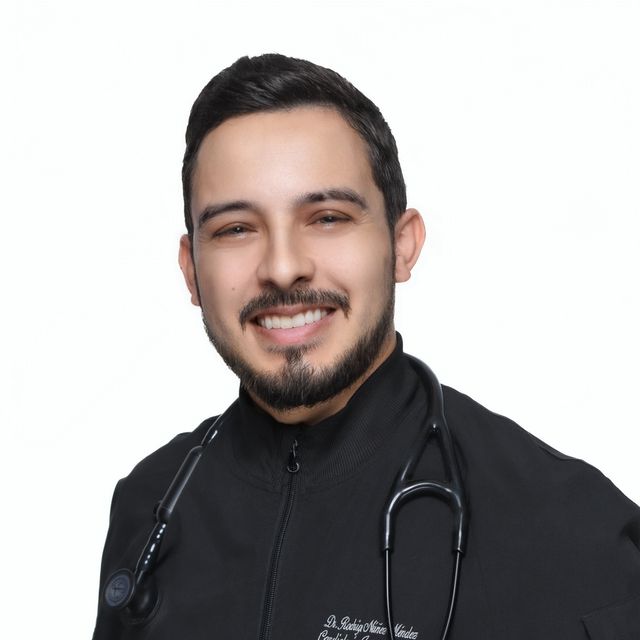 Rodrigo Núñez Méndez, Cardiólogo Mexicali