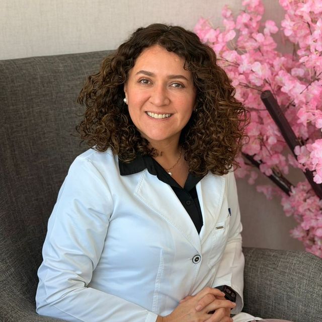 Renata Madrid Zavala, Ginecólogo Ciudad de México