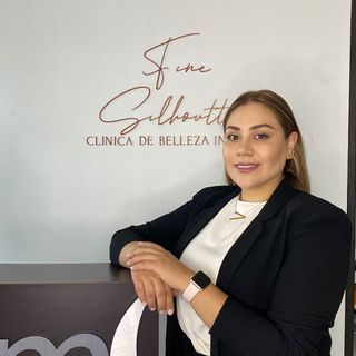 Ampliar imagen: Violeta León, Médico estético Metepec