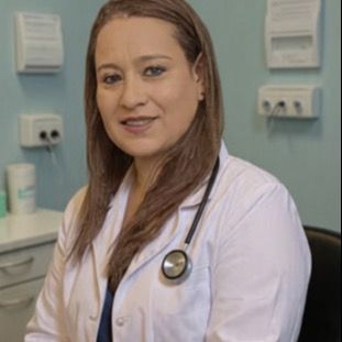 Laura Elena  Cerda Narez, Ginecólogo Penjamo