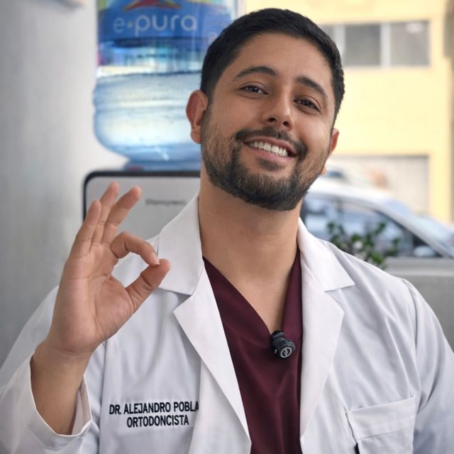 Francisco Alejandro Poblano Vázquez, Dentista - Odontólogo Torreon