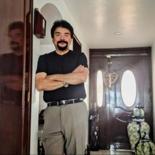 Ampliar imagen: Pedro Grajeda López, Cirujano plástico Gustavo A Madero