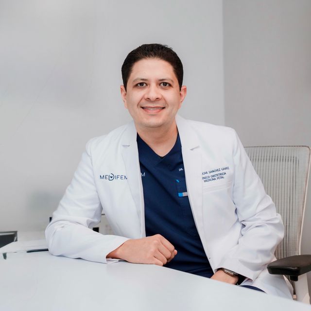 Oscar Alejandro Sánchez Gámez, Ginecólogo Irapuato