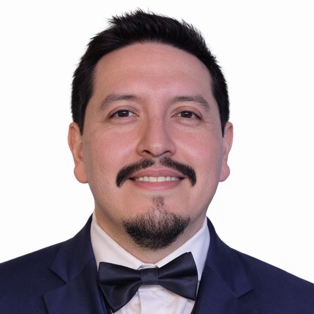 Bill Roy Ferrufino Mejía, Neurocirujano Ciudad de México