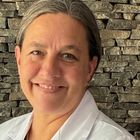 Dra. Maria Gomez Palacio Schjetnan