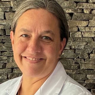 Ampliar imagen: Maria Gomez Palacio Schjetnan, Internista Álvaro Obregón