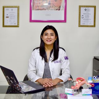 Ampliar imagen: Guadalupe R. Cedillo, Ginecólogo Coyoacán