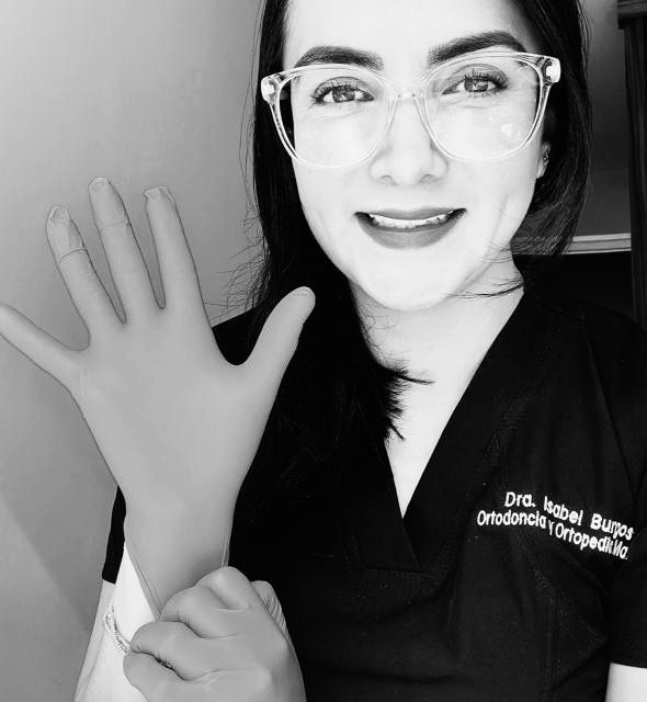 Isabel Burgos, Dentista - Odontólogo Santiago de Querétaro