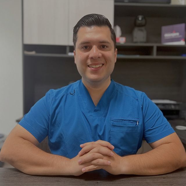 Levi Delgado García, Cirujano general García