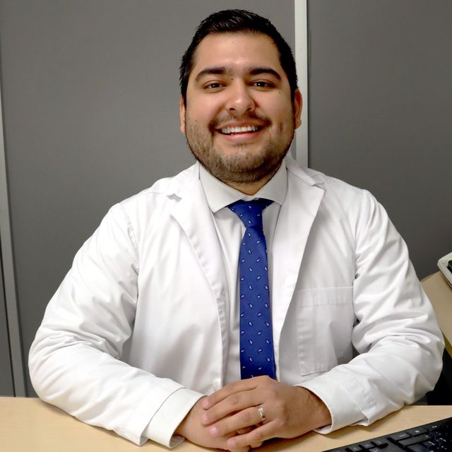 Vicente Cobieya Guillen, Internista Mexicali