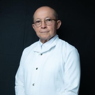 Ampliar imagen: Pedro Hernán Rosel Quijano, Dentista - Odontólogo Mérida