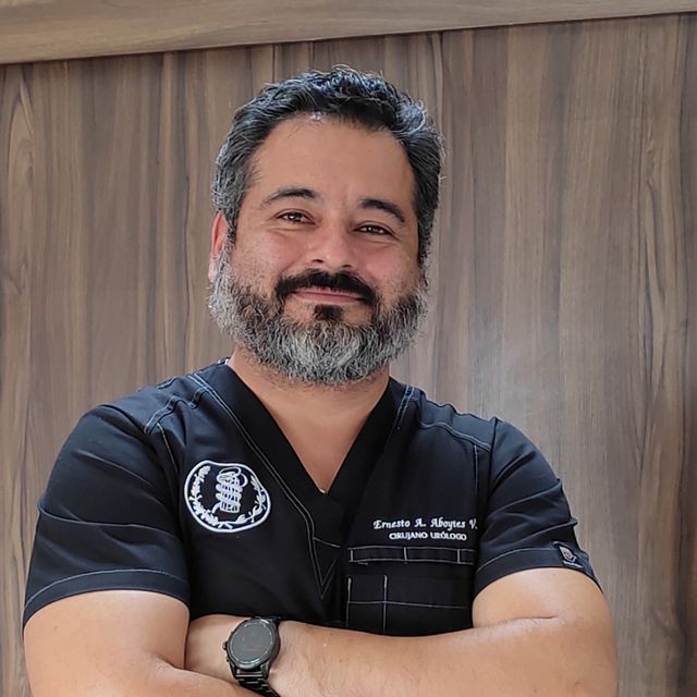 Ernesto Antonio Aboytes Velázquez, Urólogo Moroleon