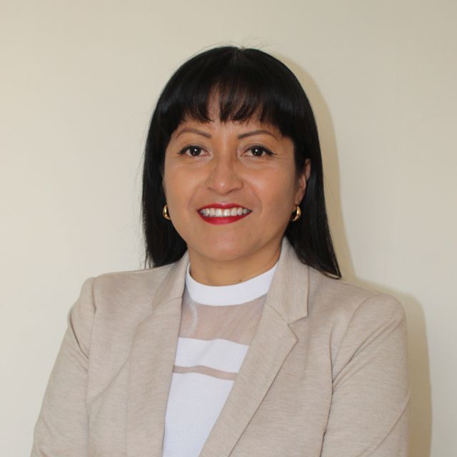 Dolores Piedad Alemán Quimbiulco, Nefrólogo Ciudad de México