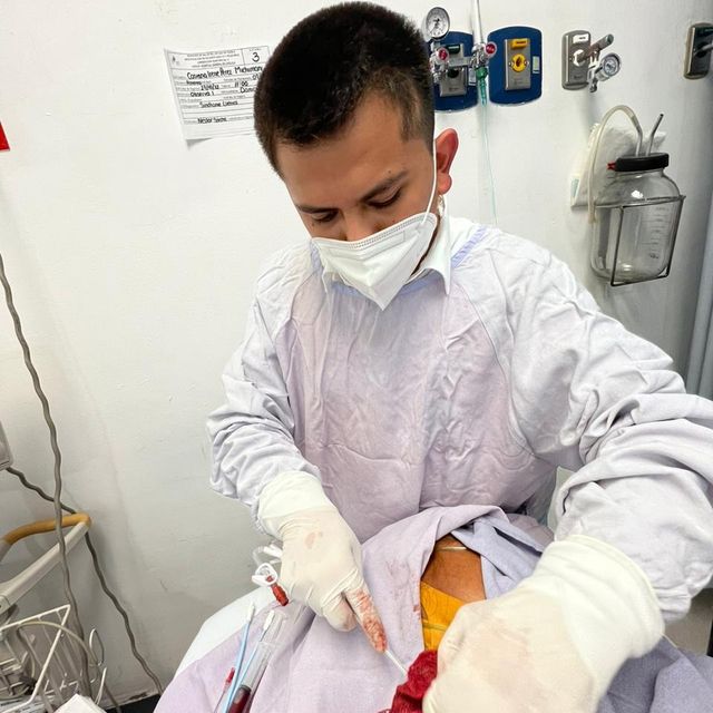 José Ángel Velázquez Goiz, Médico general Puebla