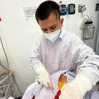 Ampliar imagen: José Ángel Velázquez Goiz, Médico general Puebla